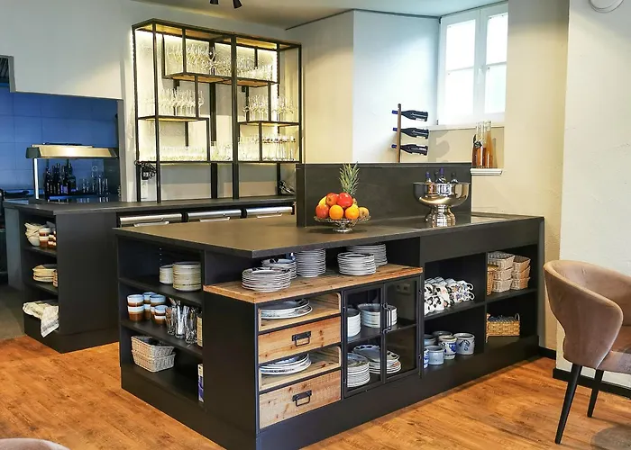 Warsberger Weinhof - Hotel & Weinwirtschaft